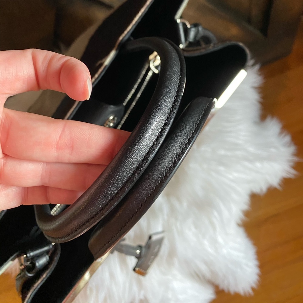 Fendi crossbody Fur 2Jour 2Way Handbag purse cow - Picture 12 of 15